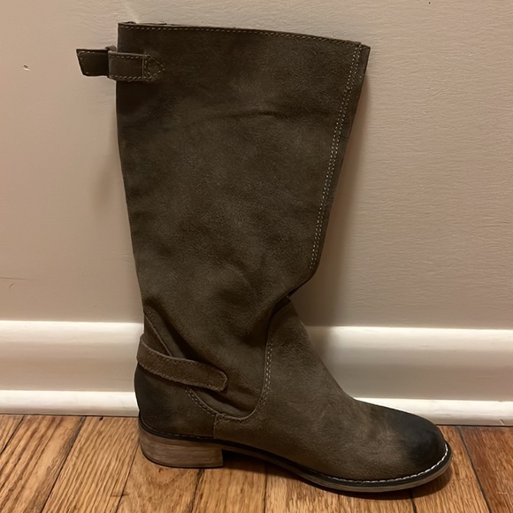 Slouchy Kelsi Dagger Boots - Picture 2 of 4